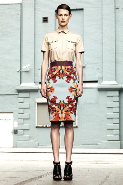Look 1